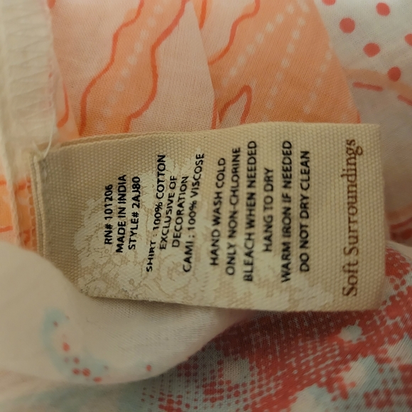 Soft Surroundings Orange and White 3/4 Sleeve Coral Print Button Down Shirt. Siz - Picture 4 of 6